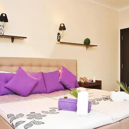 Villa Villa In Montechoro Near Golden Beaches Albufeira
