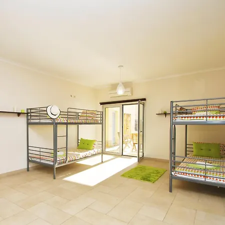 Villa In Montechoro Near Golden Beaches Vila Albufeira