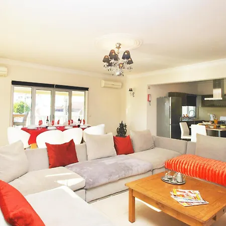 Villa In Montechoro Near Golden Beaches Vila Albufeira