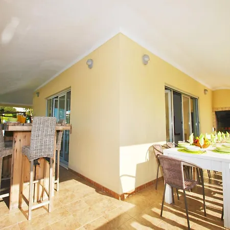 Vila Villa In Montechoro Near Golden Beaches *